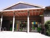 Bandera LGTB al Centre Cívic de La Guixa - Vic